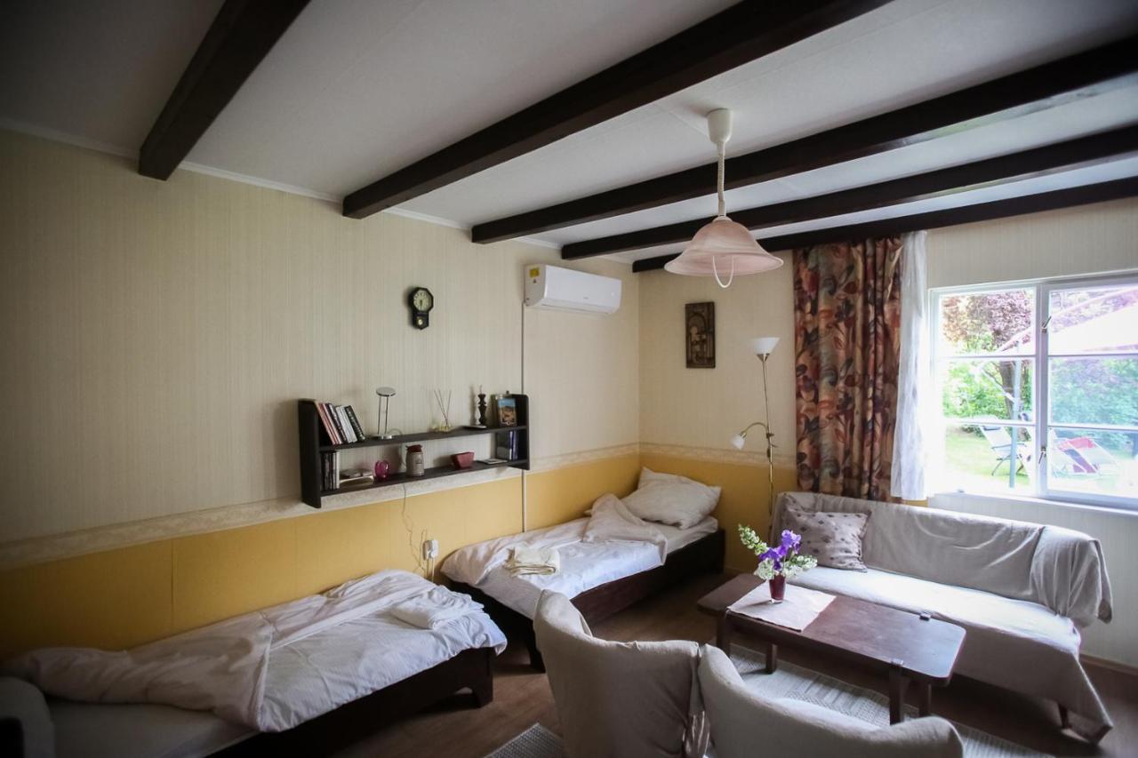 Hellenyi Apartmanok Харканы Экстерьер фото